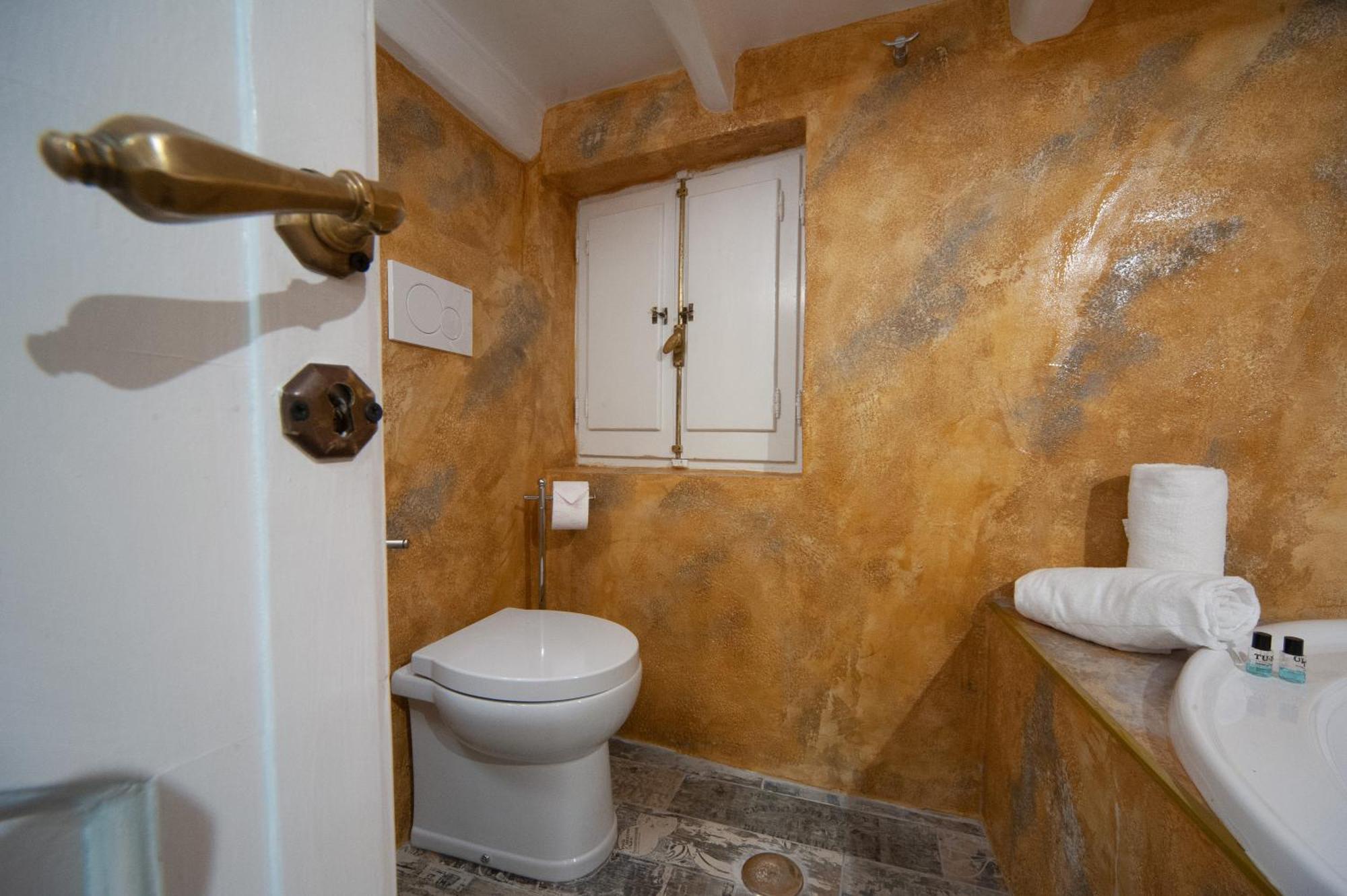 Navona Jacuzzi Appartement *