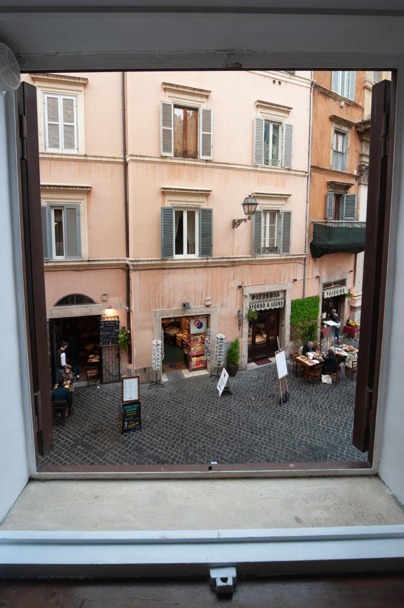 Navona Jacuzzi Apartment Rome